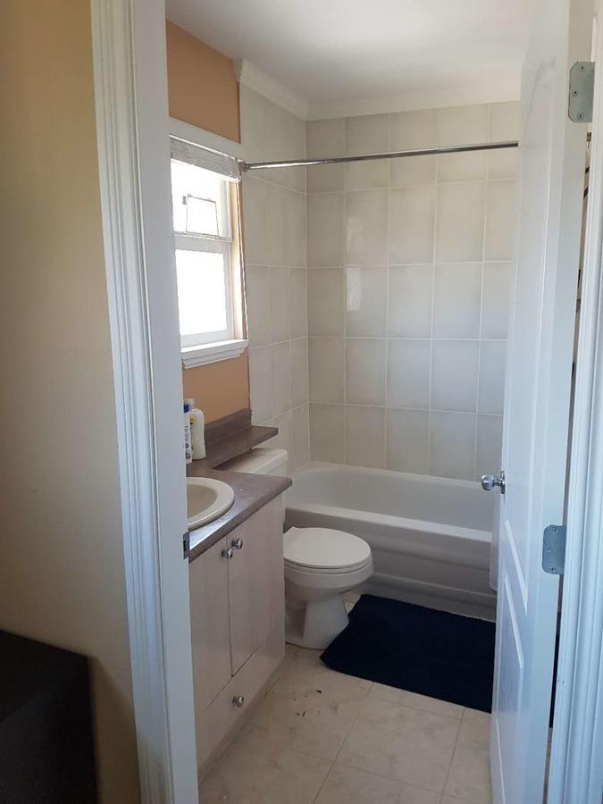Berkshire Homestay Coquitlam Exteriör bild